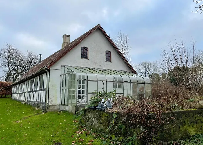 2 Bedroom Stunning In * Glamsbjerg